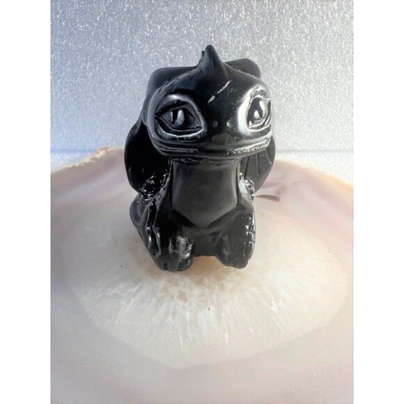 Toothless Dragon in Black Obsidian - Picture 1 of 6